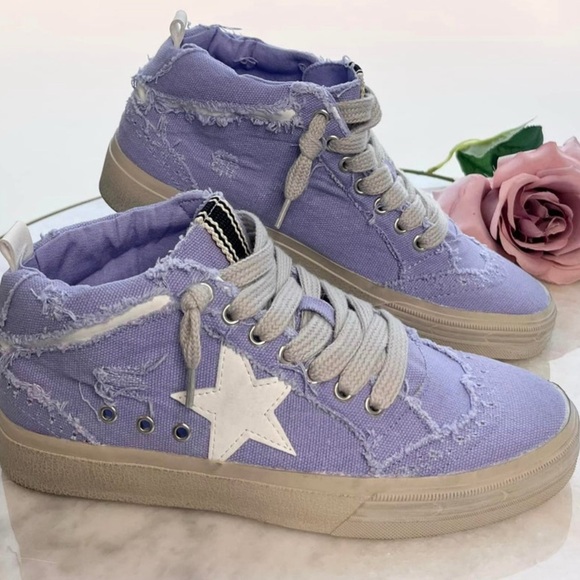 ShuShop Shoes - ✨NWT ShuShop Lavender High-Top Sneakers